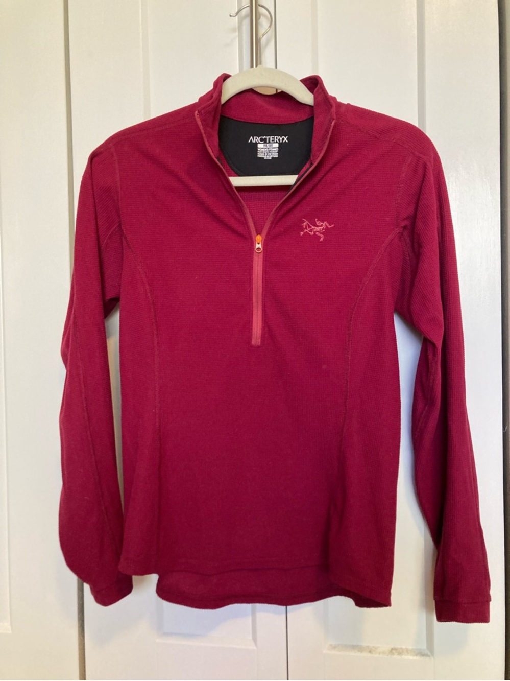 Arc'teryx Delta LT Womens M Berry color waffle grid fleece 1/4 Zip  Pullover